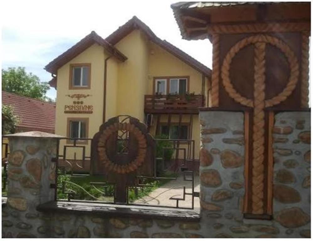 Pensiunea Pentru Tine Prietene Arcani Ruang foto